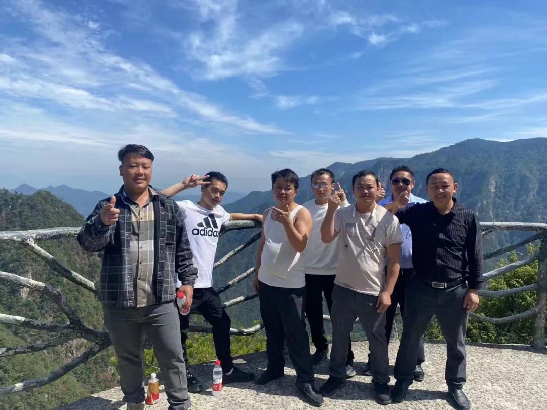 10aad512d138bf26c01f81b560c8ce6